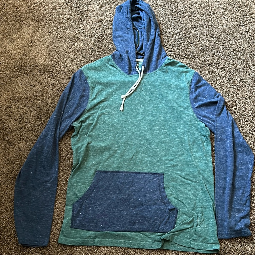 Lightweight hoodie